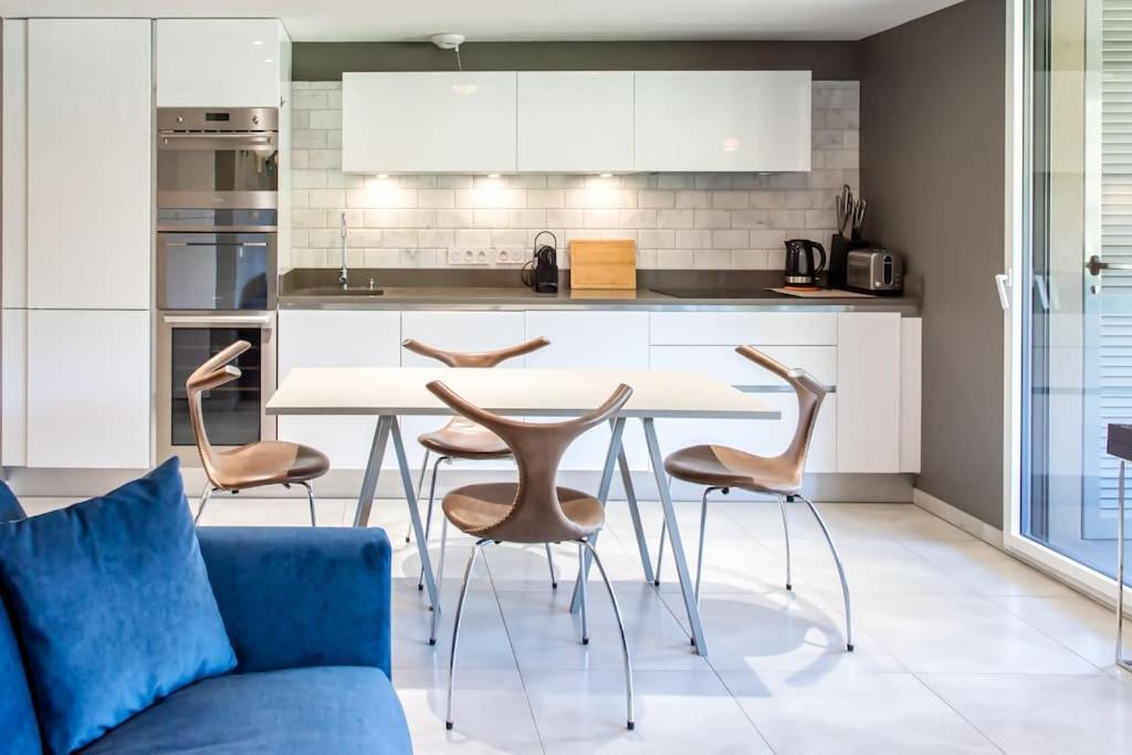 C2 - 2 Bdr Montfleury - Pool, Garage, Terrace & Ac Appartement Cannes